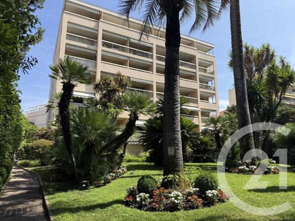 Appartement Duplex à vendre  3 pièces - 109,01 m 2   CANNES  - 06