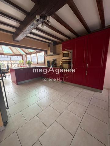 Maison à Beauvais, 60000 - 13 pièces 425m²