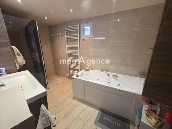 Maison à Beauvais, 60000 - 13 pièces 425m²