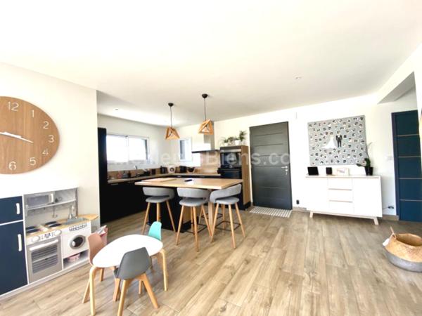 PROCHE MER DE LANCIEUX ! BELLE CONTEMPORAINE DE 2018