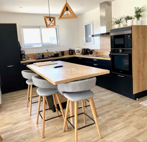 PROCHE MER DE LANCIEUX ! BELLE CONTEMPORAINE DE 2018