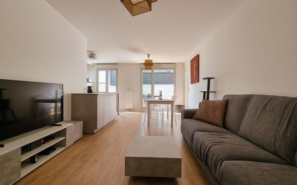 Appartement à vendre    4 pièces • 86,23 m2 Villiers-sur-Marne