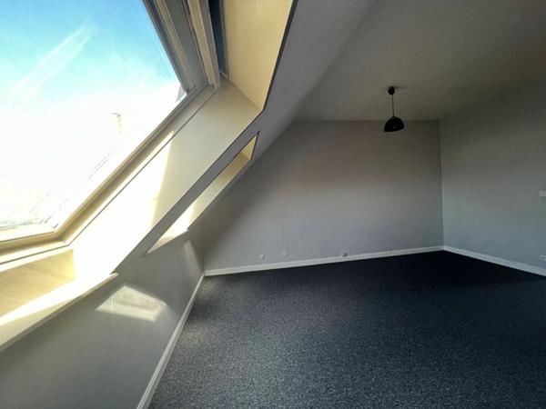 Appartement à louer    2 pièces • 62,60 m2 Lille