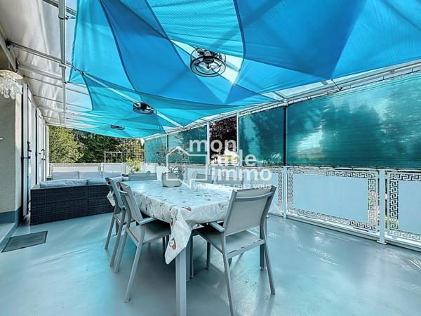 Maison rénovée, 4 chambres, garage, terrasse, terrain