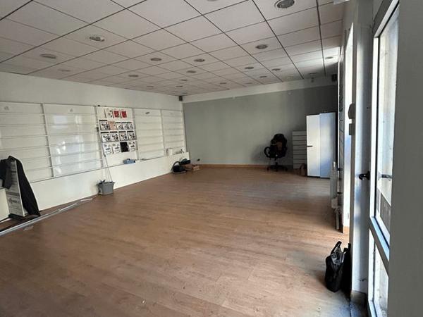 Location Local commercial 2 pièces - 3 RUE BOURGNEUF Roanne 42300