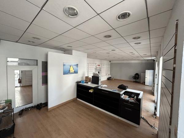 Location Local commercial 2 pièces - 3 RUE BOURGNEUF Roanne 42300