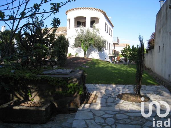 Maison traditionnelle 8 pièces de 330 m² à Agde (34300)