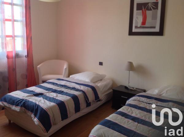 Maison traditionnelle 8 pièces de 330 m² à Agde (34300)