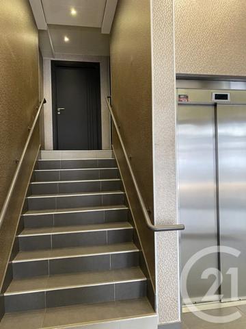 Appartement T3 à vendre  3 pièces - 68,16 m 2   BLAGNAC  - 31