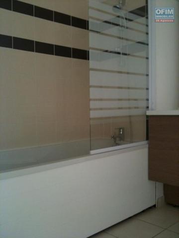 A vendre bel appartement de type F2 de 44,97m2 habitable sur la résidence LE FLORENTIN à Sainte Clotilde.