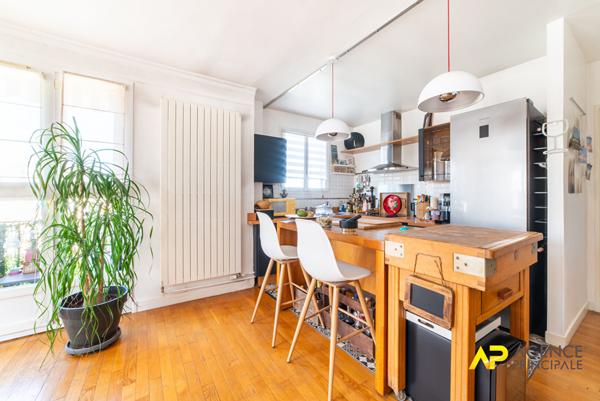 Appartement La Garenne Colombes 3 pièces 62 m2 €405 000 ** - Référence 511CL
