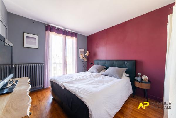 Appartement La Garenne Colombes 3 pièces 62 m2 €405 000 ** - Référence 511CL