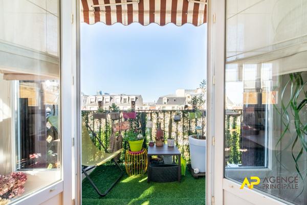 Appartement La Garenne Colombes 3 pièces 62 m2 €405 000 ** - Référence 511CL