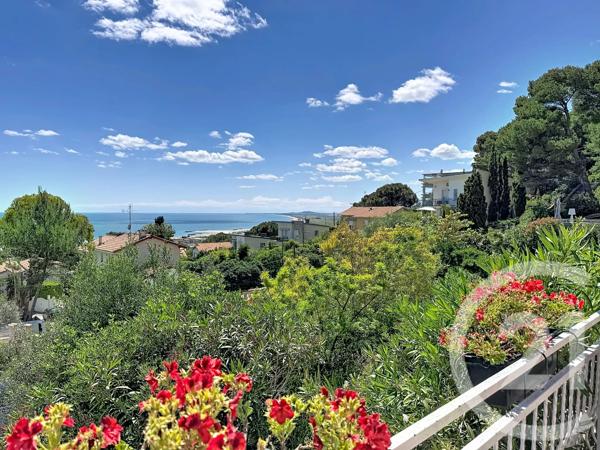 Maison à vendre  5 pièces - 100 m 2   SETE  - 34