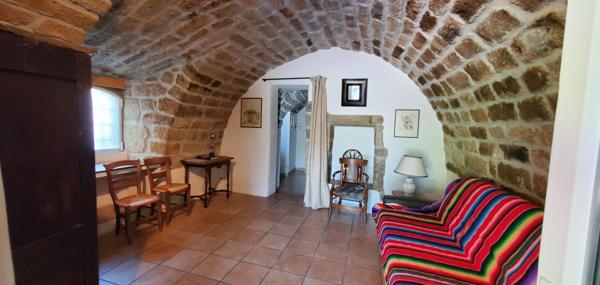 MAS PROVENÇAL DU XVIIIe, VUE ALPES ET MONT VENTOUX. CINQ CHAMBRES, IMMENSE SALON, GRANDE PISCINE, SIX TERRASSES. OPPORTUNITÉ UNIQUE À SAISIR