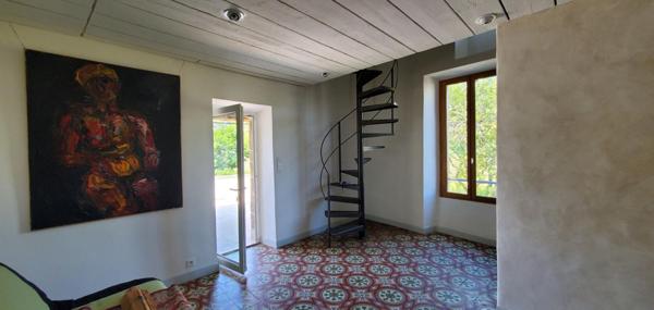 MAS PROVENÇAL DU XVIIIe, VUE ALPES ET MONT VENTOUX. CINQ CHAMBRES, IMMENSE SALON, GRANDE PISCINE, SIX TERRASSES. OPPORTUNITÉ UNIQUE À SAISIR