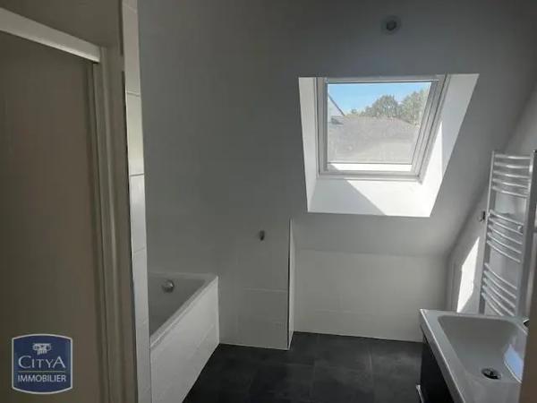Maison à louer 6 pièces 136.81m² Guérande (44350)