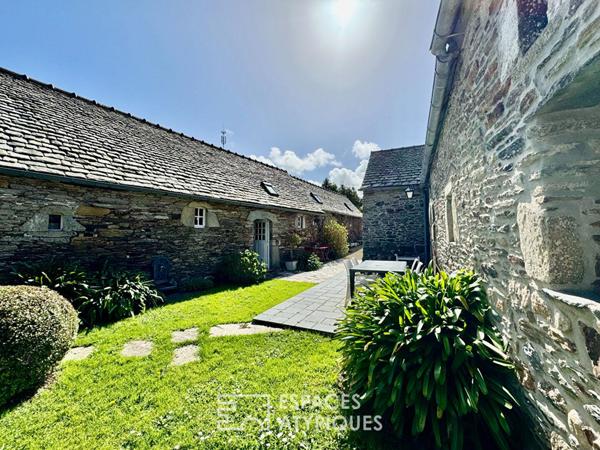 Authentique corps de ferme en bord de mer