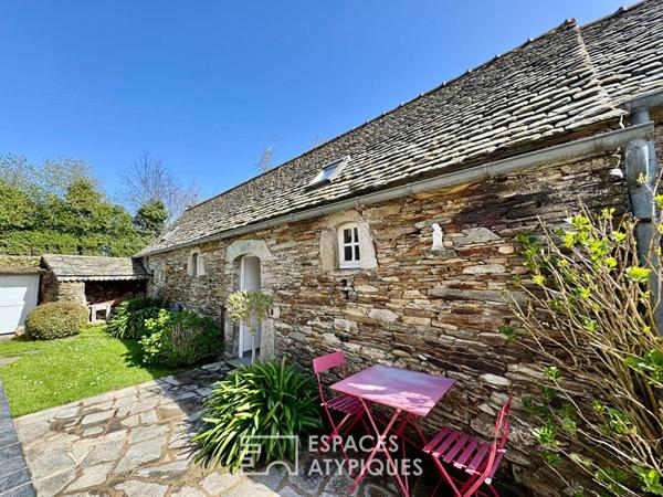 Authentique corps de ferme en bord de mer