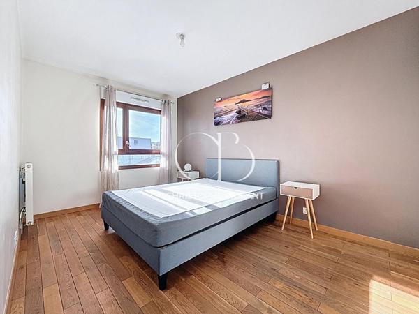 Appartement  LIMITIE Le Kremlin Bicetre 3 pièce(s) 64.26 m2