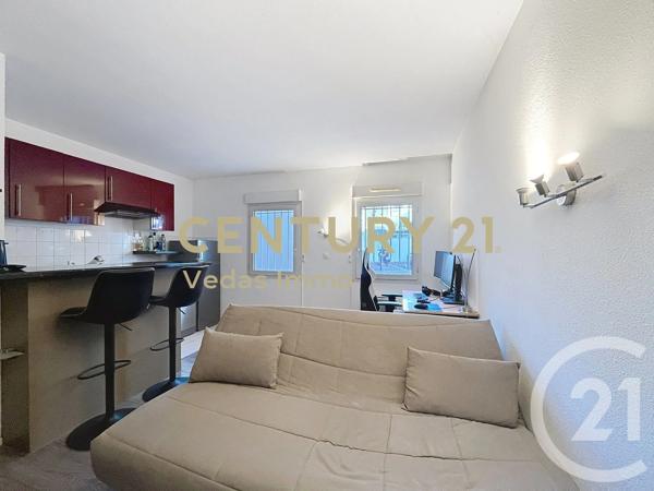 Appartement F1 à vendre  1 pièce - 32,10 m 2   CASTRIES  - 34