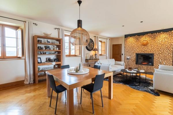 Propriété d’Exception – Domaine Privé de 27 Hectares en Position Dominante – Périgord Noir