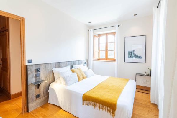 Propriété d’Exception – Domaine Privé de 27 Hectares en Position Dominante – Périgord Noir