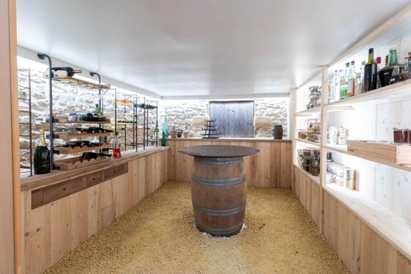 Propriété d’Exception – Domaine Privé de 27 Hectares en Position Dominante – Périgord Noir