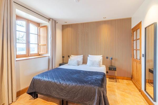 Propriété d’Exception – Domaine Privé de 27 Hectares en Position Dominante – Périgord Noir