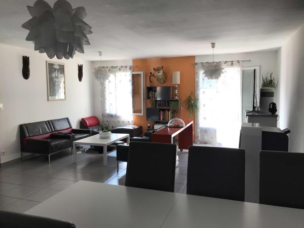 Crépy-en-Valois (60800) A CREPY EN VALOIS MAISON INDIVIDUELLE VIVABLE DE PLAIN-PIED 135 m²