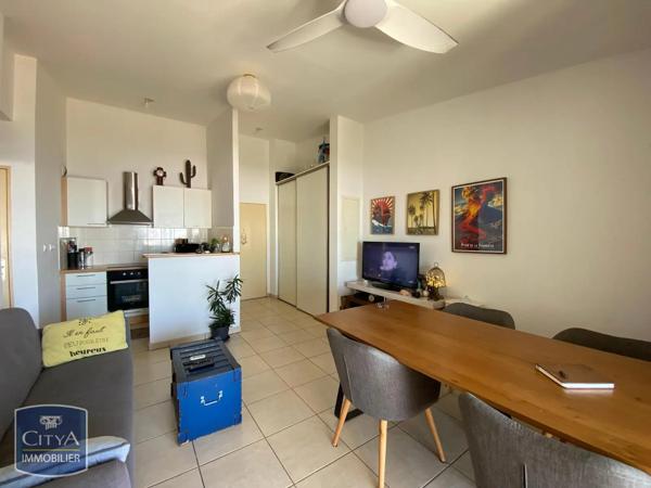 Appartement à vendre 2 pièces 43.37m² Saint-Denis (97400)