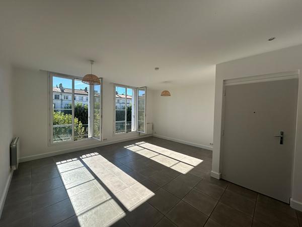 Appartement Royan 3 pièce(s) 65 m2