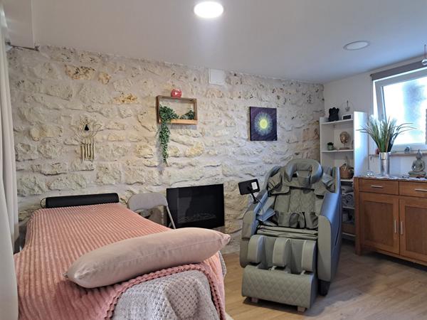 MAISON ENTIEREMENT RENOVEE