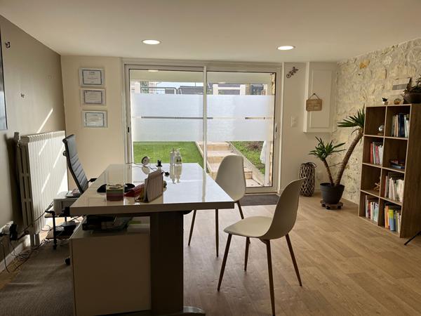 MAISON ENTIEREMENT RENOVEE