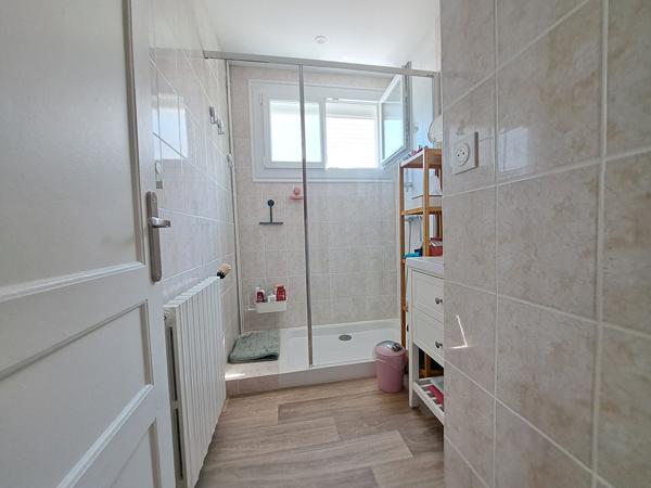 MAISON ENTIEREMENT RENOVEE