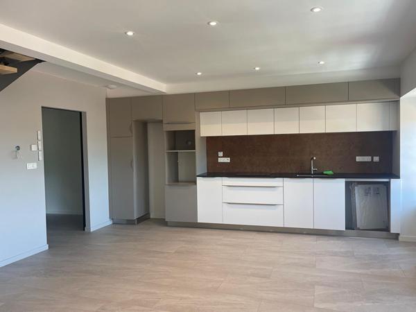 Bel appartement  lumineux en duplex 3 chambres avec garage et cave sur Yssingeaux