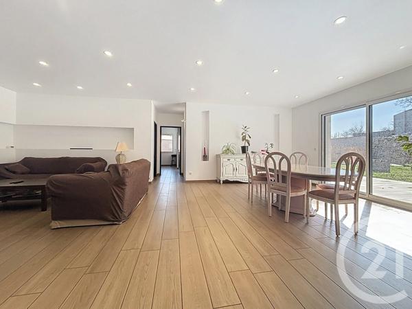 Maison à vendre  5 pièces - 187 m 2   CHADRAC  - 43