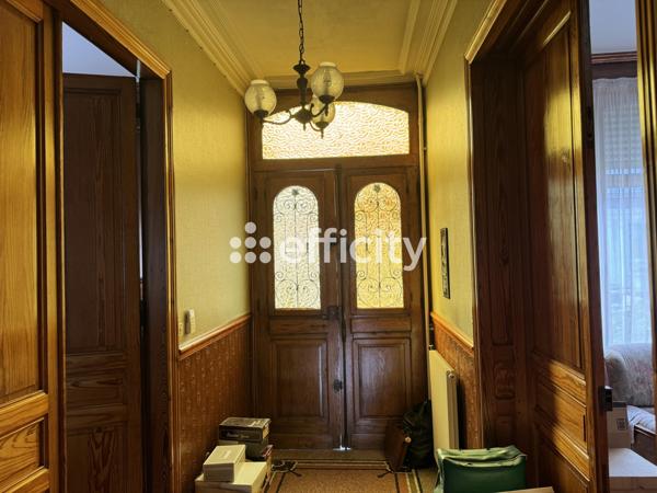 Maison 8 pièces - 138 m² Exclusivité efficity