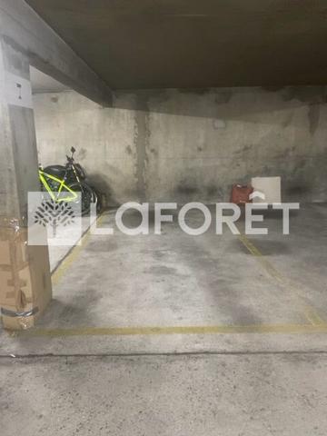 Location parking / box Boulogne-Billancourt - 100 €/mois