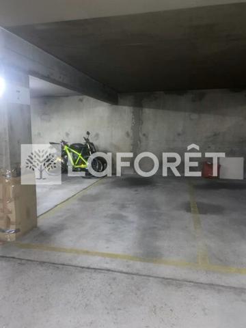 Location parking / box Boulogne-Billancourt - 100 €/mois