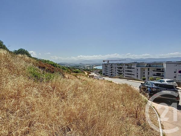 Appartement F3 à vendre  3 pièces - 69 m2 AJACCIO - 201