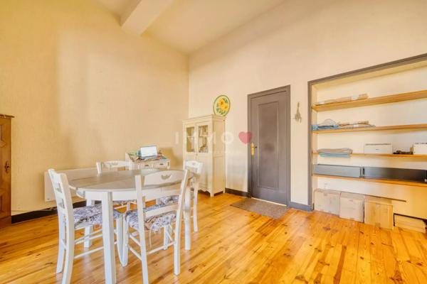 Appartement de 3 pièces de 94 m² à Saintes