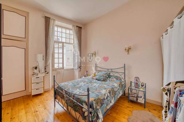 Appartement de 3 pièces de 94 m² à Saintes