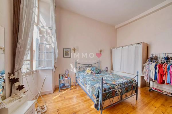 Appartement de 3 pièces de 94 m² à Saintes