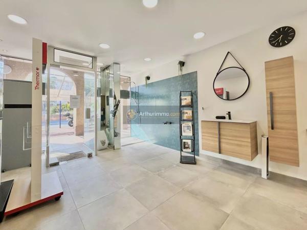 Vente Local commercial 2 pièces 42 m2 à Saint-Aygulf