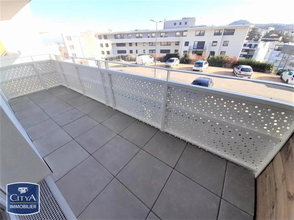 Appartement à louer 3 pièces 62.8m²