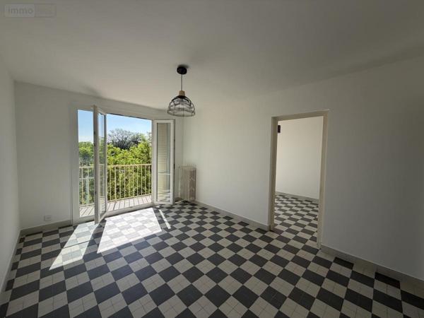 Appartement à louer à Bourg-Saint-Andéol en Ardèche (07700), ref : 26060-L119