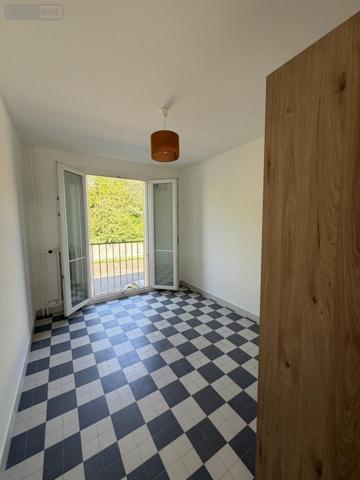 Appartement à louer à Bourg-Saint-Andéol en Ardèche (07700), ref : 26060-L119