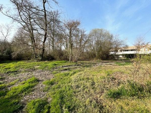 Terrain à bâtir de 2182 m2