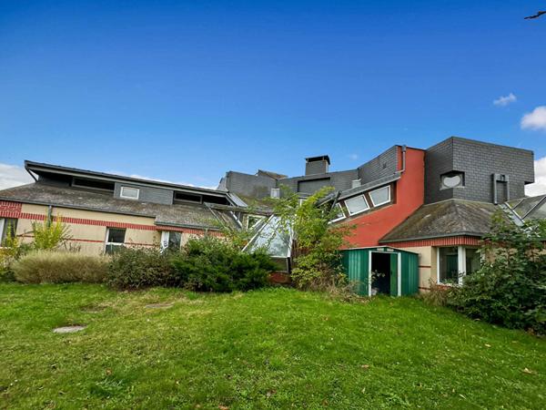 Maison d'architecte 6 chambres Jardin